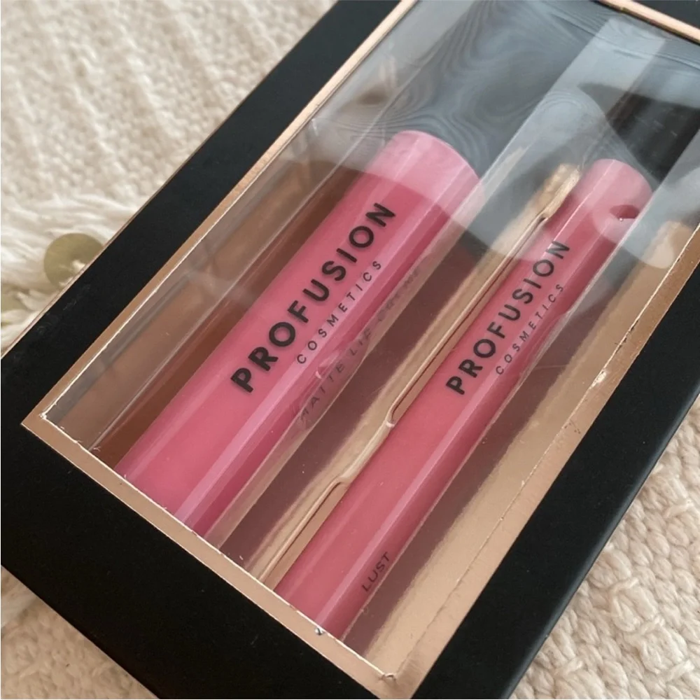 3/$15 🌸 Profusion Cosmetics Lip Duo Lust Matte Lip Cream & Matte Lip Liner Set